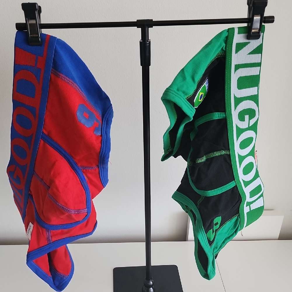 Vibrant Underwear Set - Red and Green